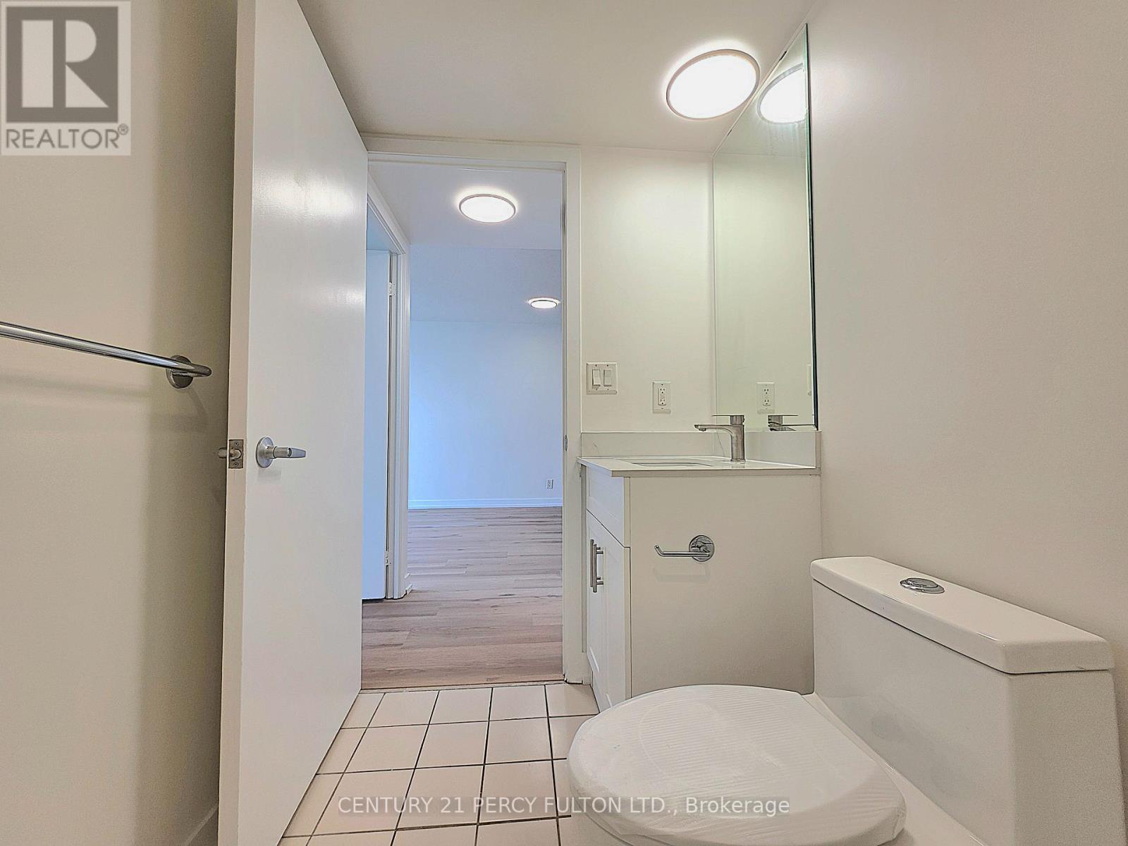 2108 - 36 Lee Centre Drive, Toronto, Ontario  M1H 3K2 - Photo 16 - E13465862