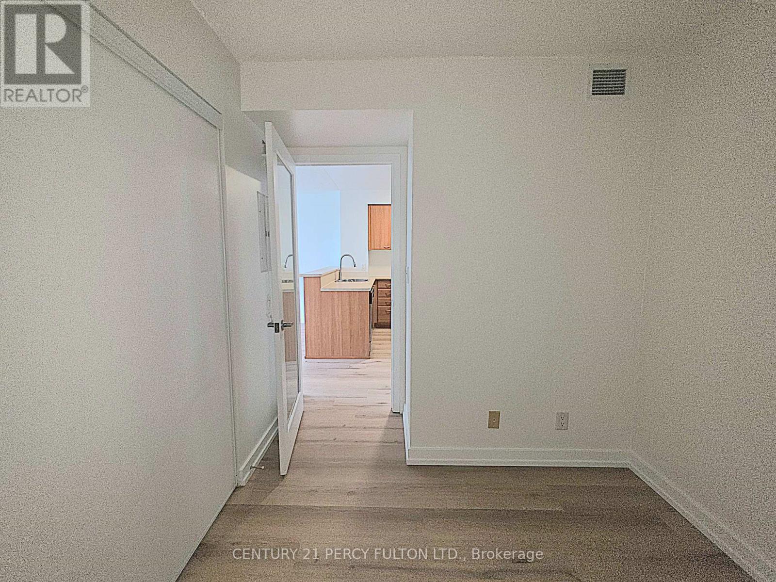 2108 - 36 Lee Centre Drive, Toronto, Ontario  M1H 3K2 - Photo 19 - E13465862
