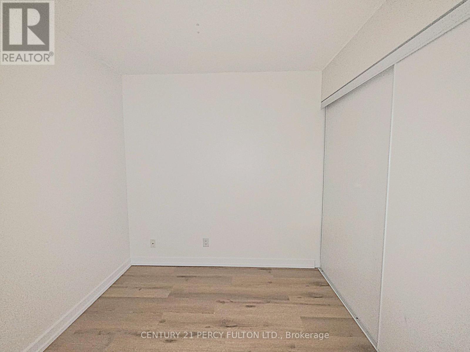 2108 - 36 Lee Centre Drive, Toronto, Ontario  M1H 3K2 - Photo 20 - E13465862