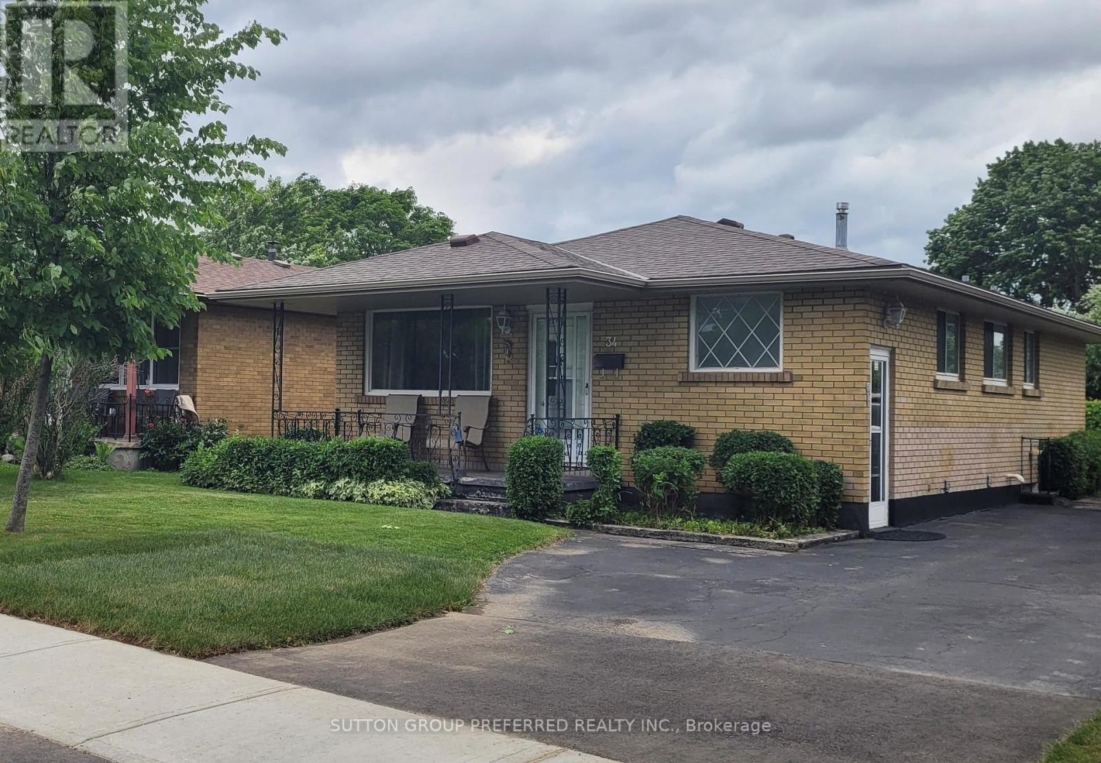 34 WEXFORD AVENUE, London East, Ontario
