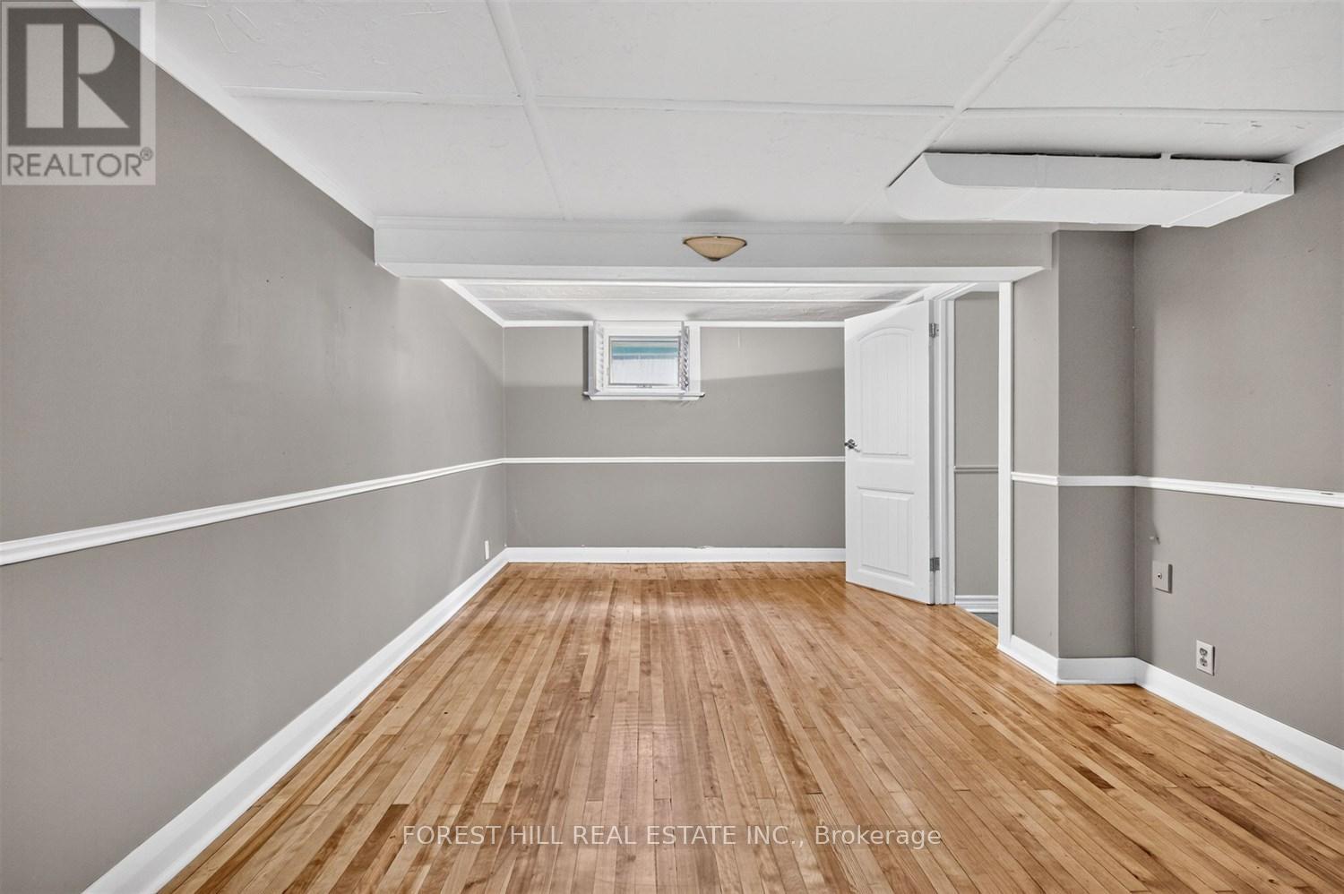 73 DUNINGTON DRIVE Toronto (Birchcliffe-Cliffside), ON M1N 3E4