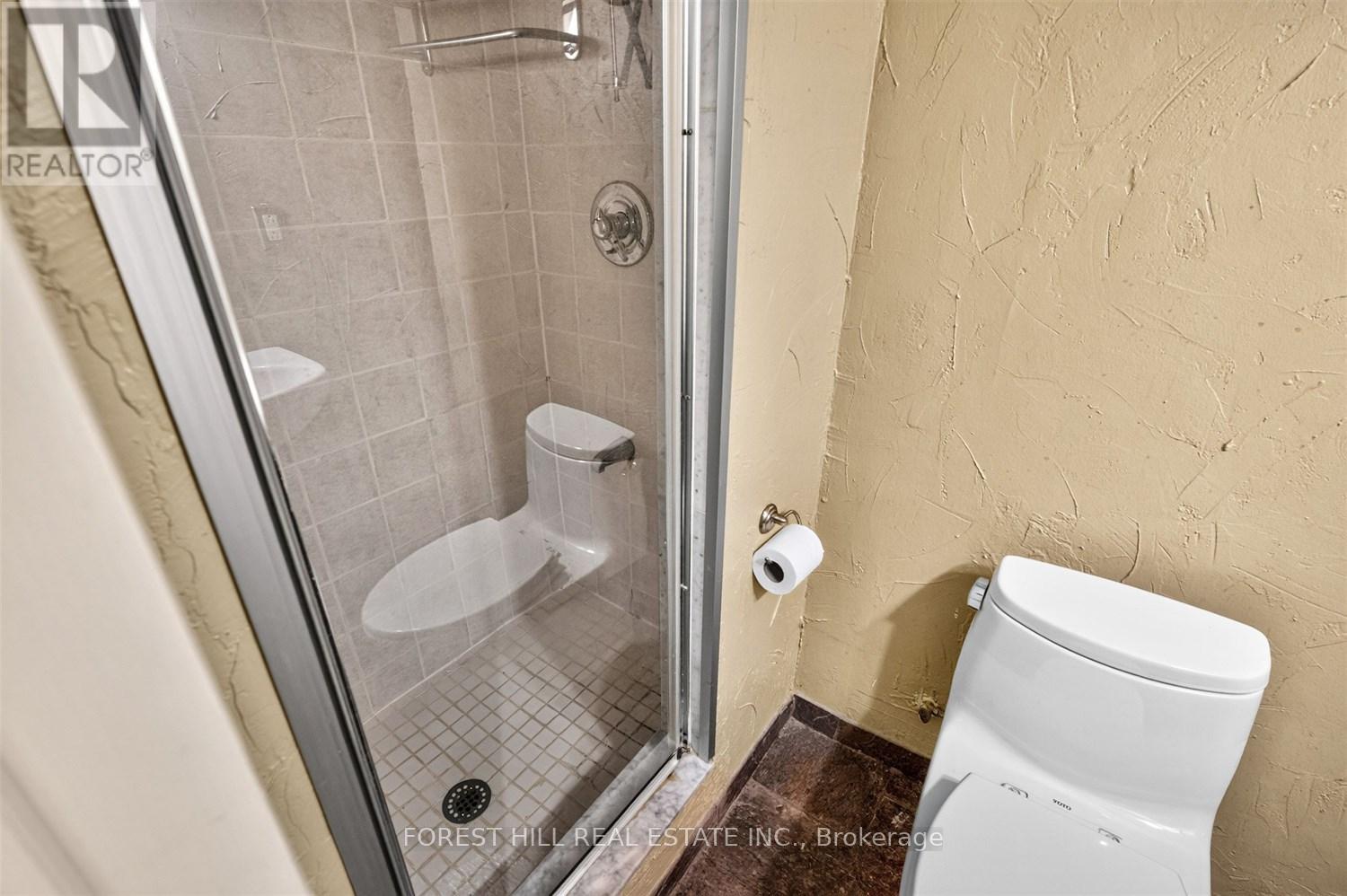 73 DUNINGTON DRIVE Toronto (Birchcliffe-Cliffside), ON M1N 3E4