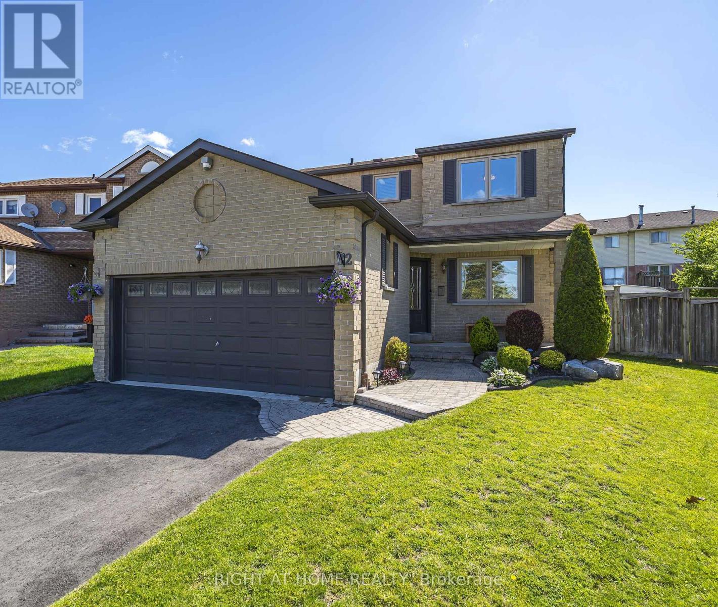 82 Reed Drive, Ajax, Ontario  L1S 6T6 - Photo 3 - E13465944