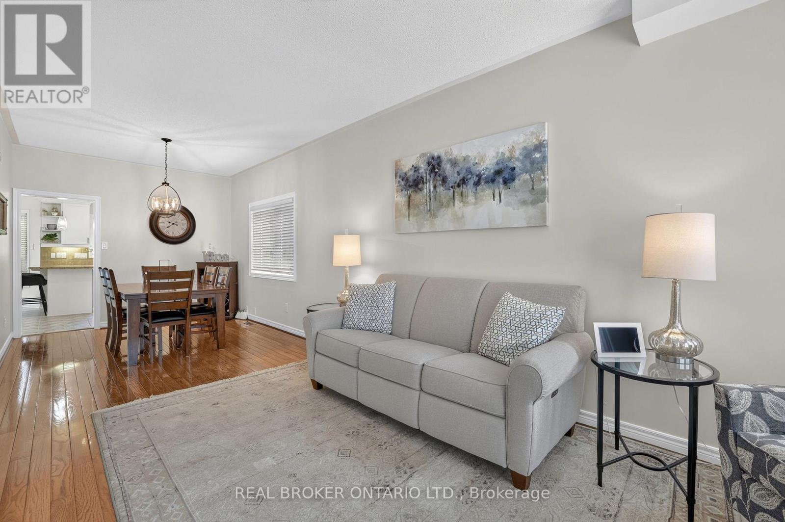 813 Surin Court, Newmarket, Ontario  L3Y 8R3 - Photo 12 - N13465940