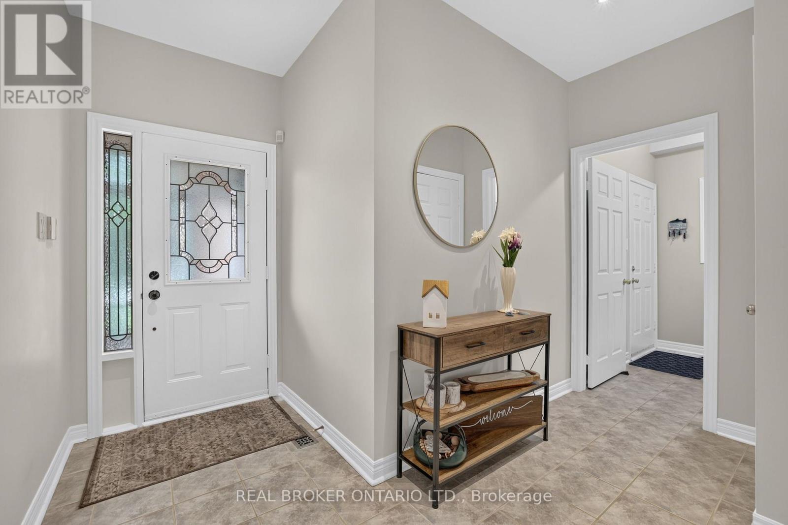 813 Surin Court, Newmarket, Ontario  L3Y 8R3 - Photo 17 - N13465940