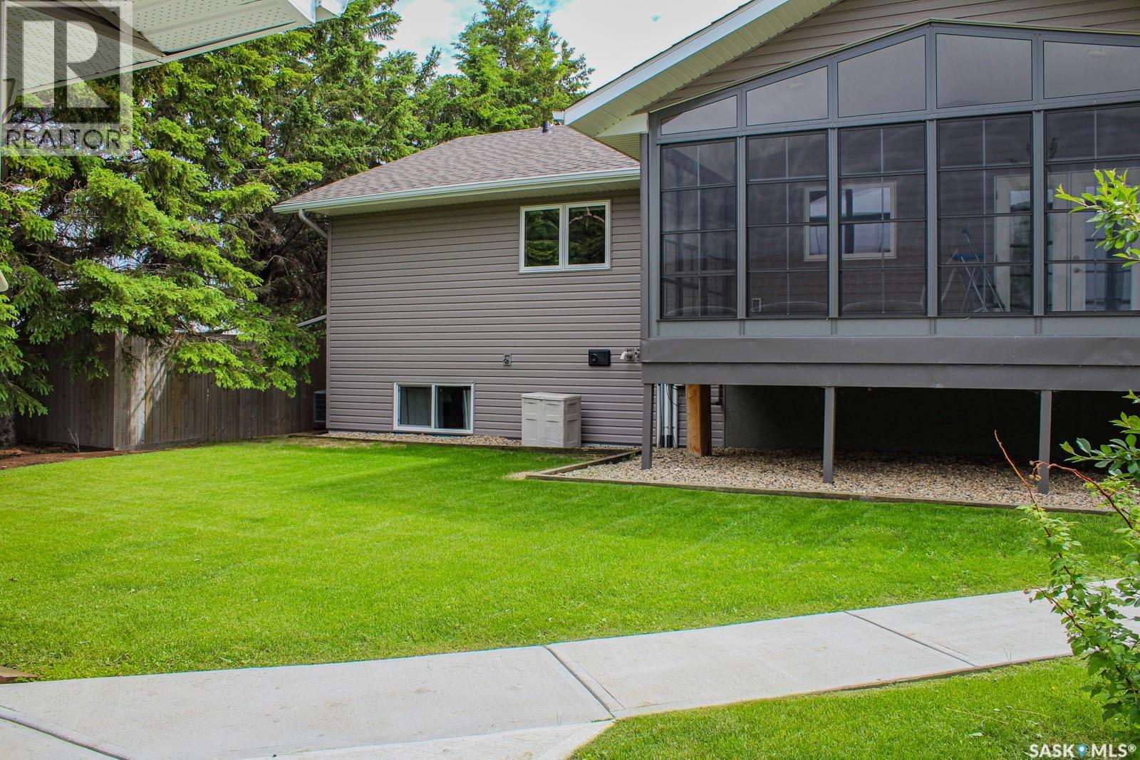118 Babington Avenue W, Melfort, Saskatchewan  S0E 1A0 - Photo 46 - SK039830