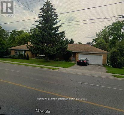 Basement Bedroom - 270 Sarnia Road, London North, Ontario  N6G 1M9 - Photo 1 - X13466352