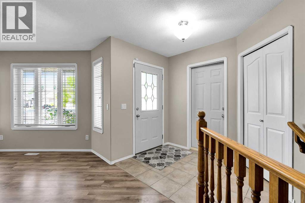 95 Cambridge Glen Drive, Strathmore, Alberta  T1P 1W1 - Photo 2 - A2319859