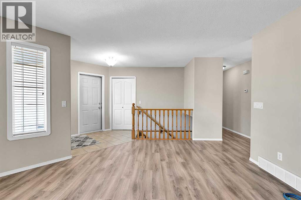 95 Cambridge Glen Drive, Strathmore, Alberta  T1P 1W1 - Photo 5 - A2319859