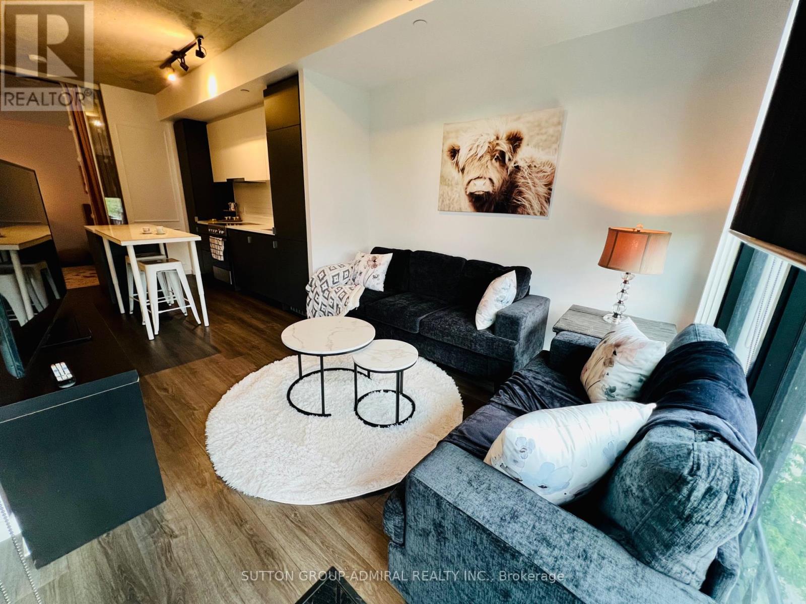 323 - 7 Smith Crescent, Toronto, Ontario  M8Z 0G3 - Photo 5 - W13070036