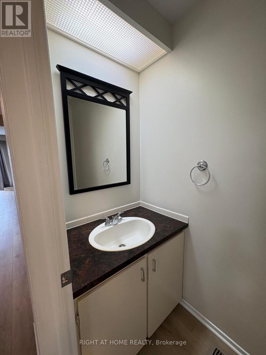 6 - 104 Valley Stream Drive, Ottawa, Ontario K2H 9E1 - Photo 12 - X13466204