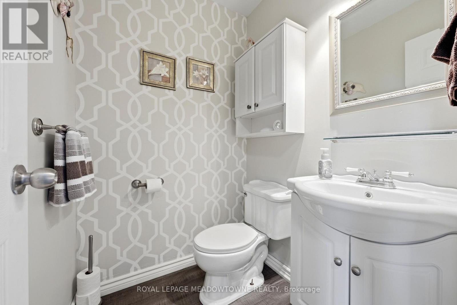 390a Guelph Street, Halton Hills, Ontario  L7G 4B7 - Photo 14 - W13465858