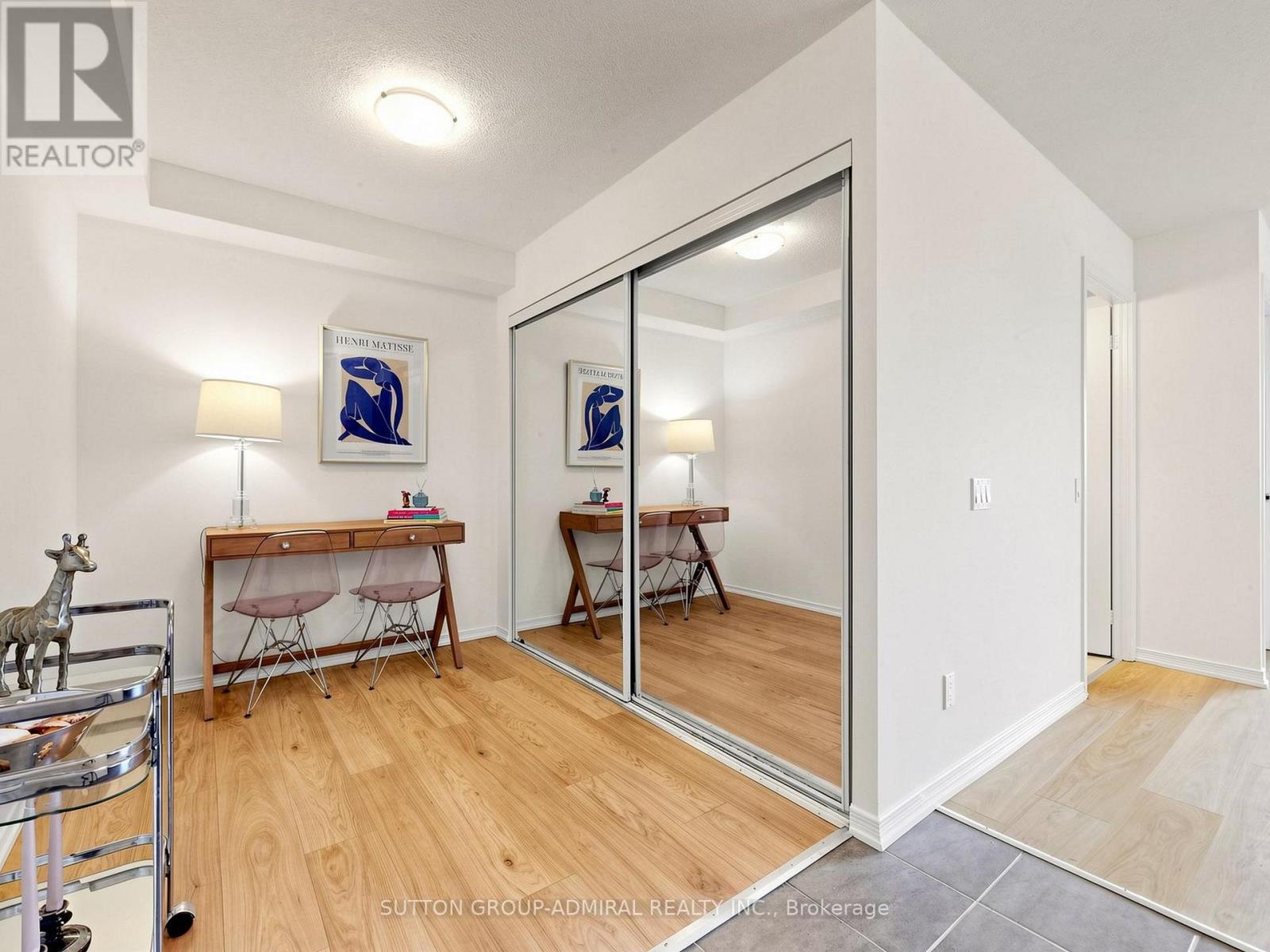 1039 - 60 Heintzman Street, Toronto, Ontario M6P 5A1 - Photo 4 - W13465978