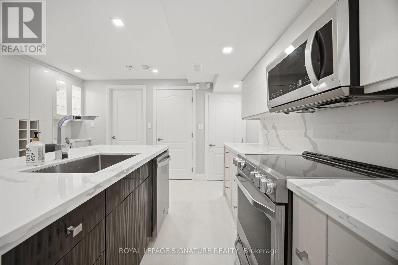 2 - 91 Roulette Crescent, Brampton, Ontario  L7A 4R5 - Photo 10 - W13465984