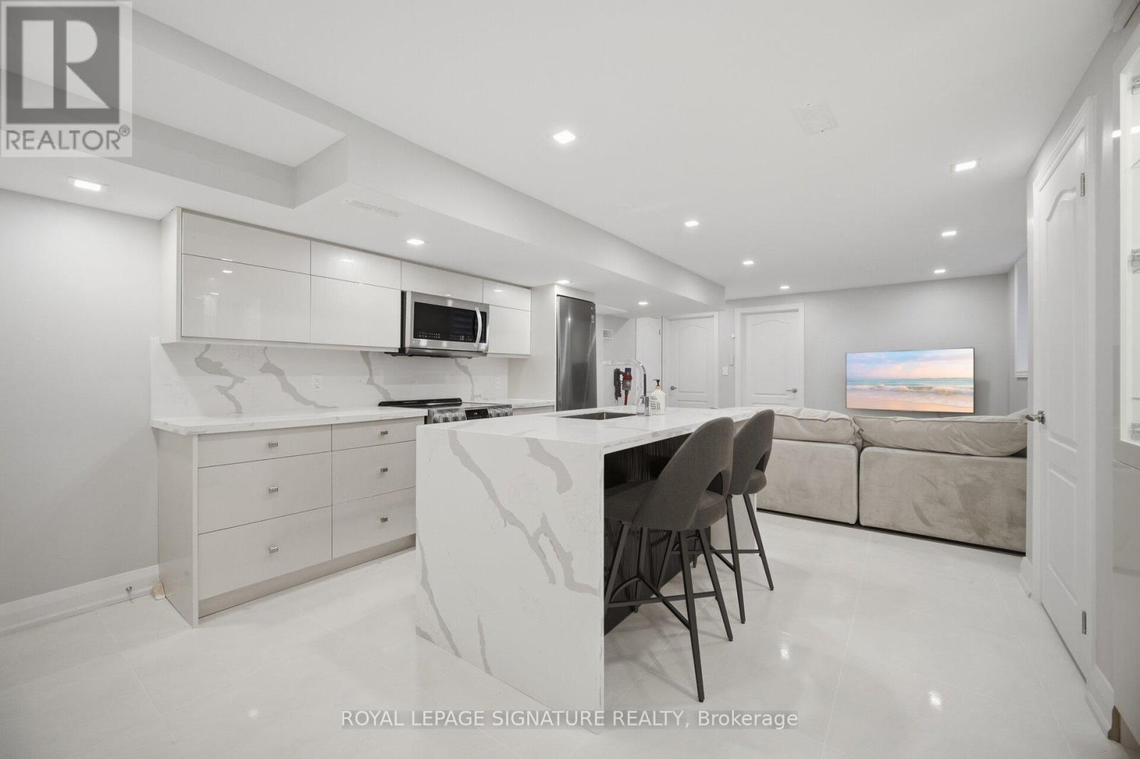 2 - 91 Roulette Crescent, Brampton, Ontario  L7A 4R5 - Photo 11 - W13465984