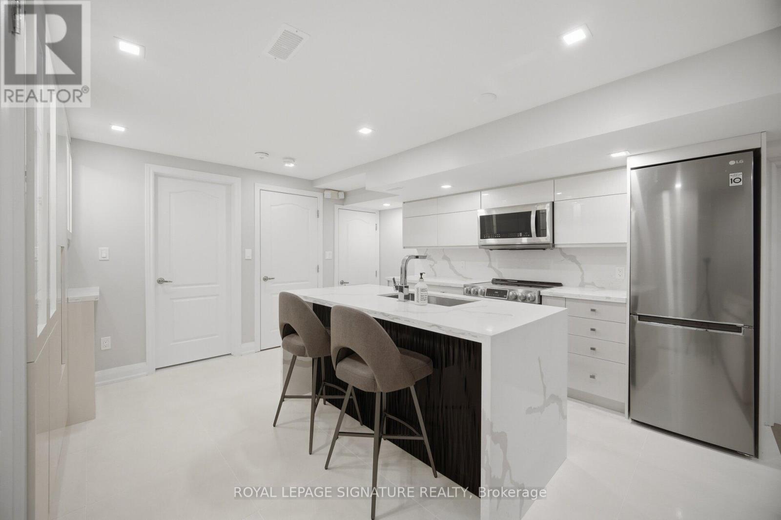 2 - 91 Roulette Crescent, Brampton, Ontario  L7A 4R5 - Photo 9 - W13465984