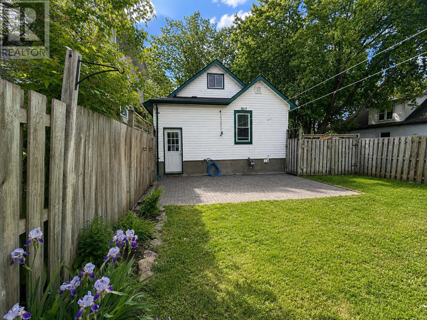 102 Kenogami Ave S, Thunder Bay, Ontario  P7B 4R7 - Photo 44 - TB2601595