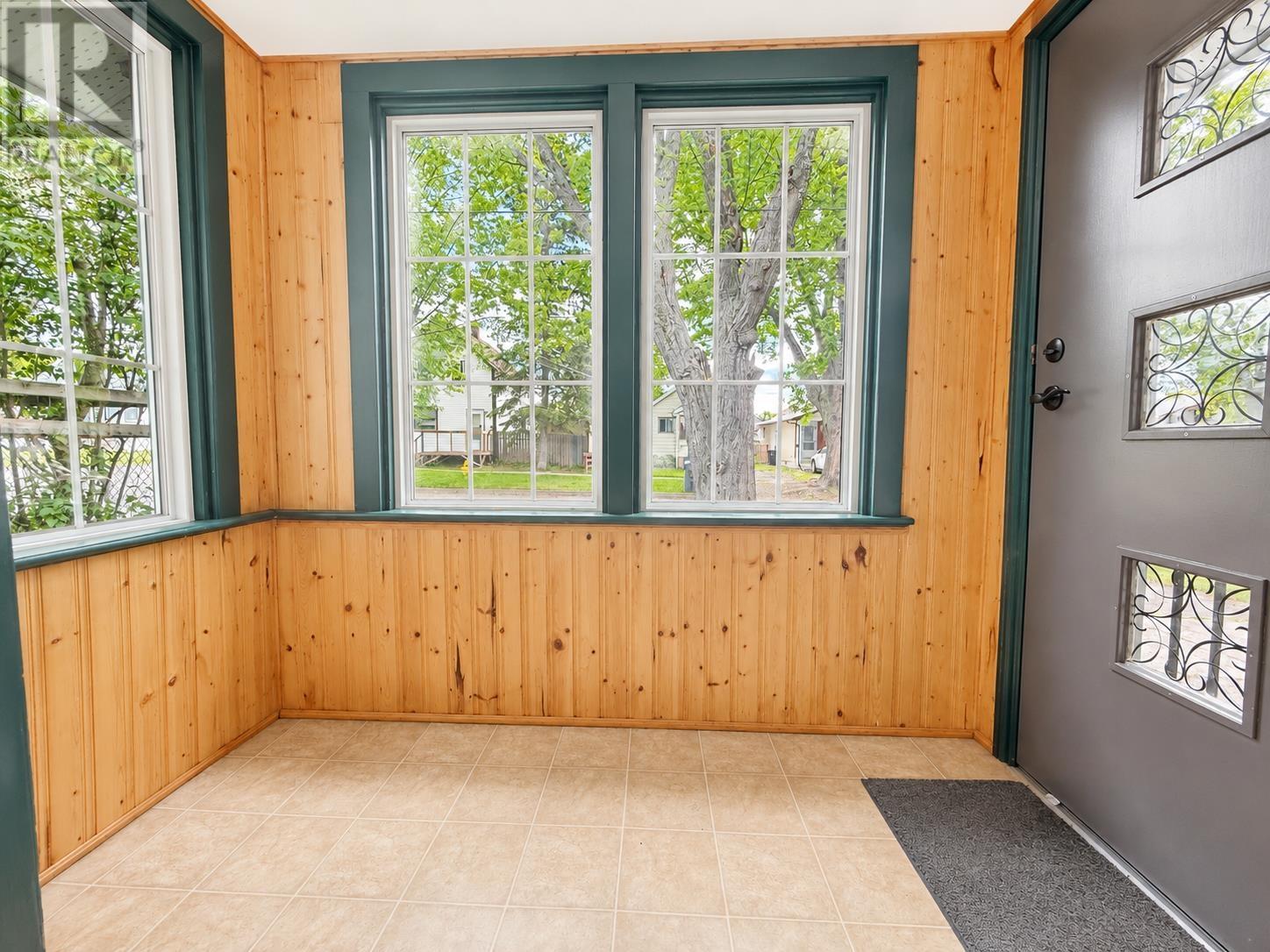 102 Kenogami Ave S, Thunder Bay, Ontario  P7B 4R7 - Photo 6 - TB2601595