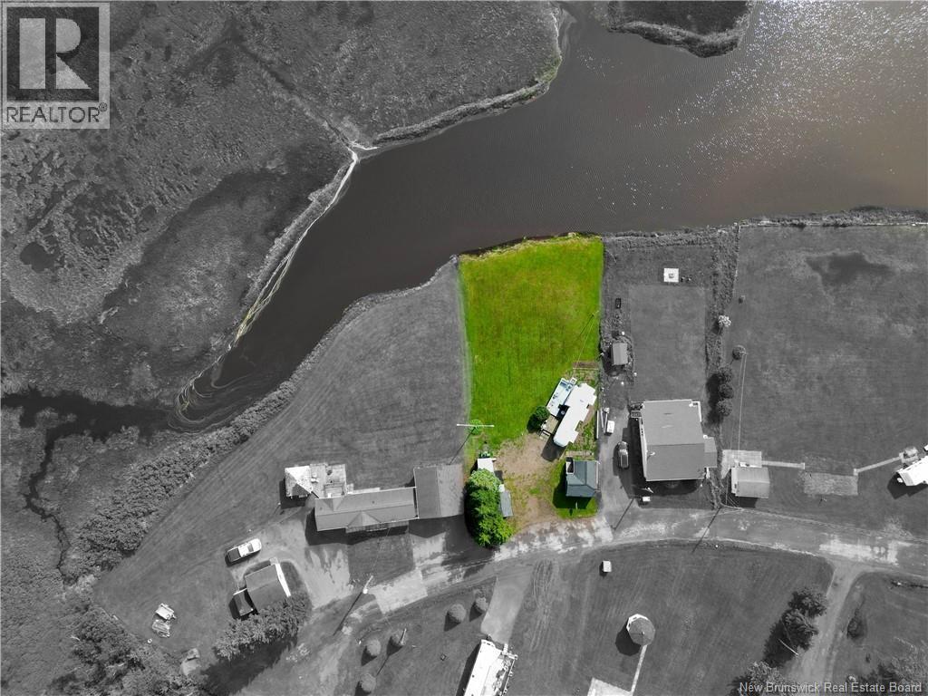 53 Thibodeau, Grand-Barachois, New Brunswick  E4P 8P4 - Photo 18 - NB139149