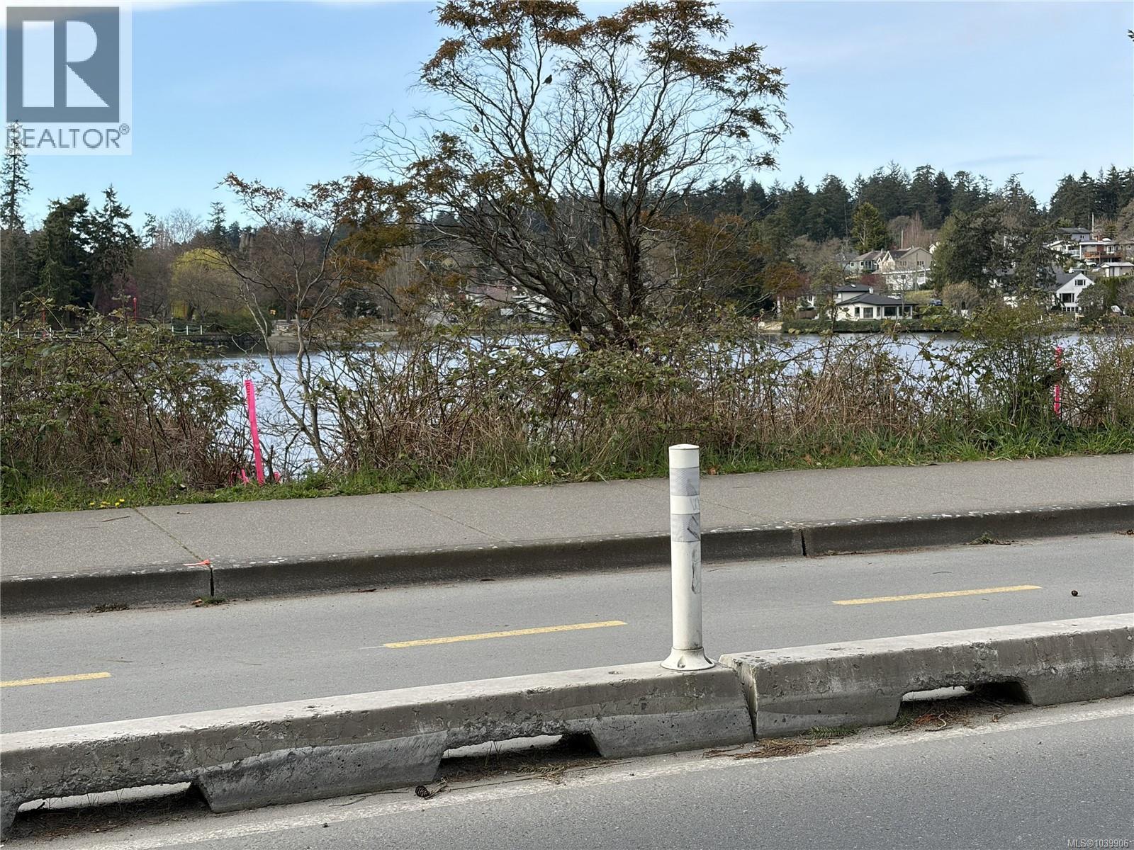 Lot 3-A Gorge Rd W, Saanich, British Columbia  V9A 1M8 - Photo 1 - 1039906