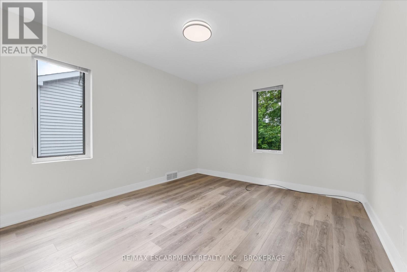 1 - 18 Bonavem Drive, St. Catharines, Ontario L2N 1X8 - Photo 12 - X13466360