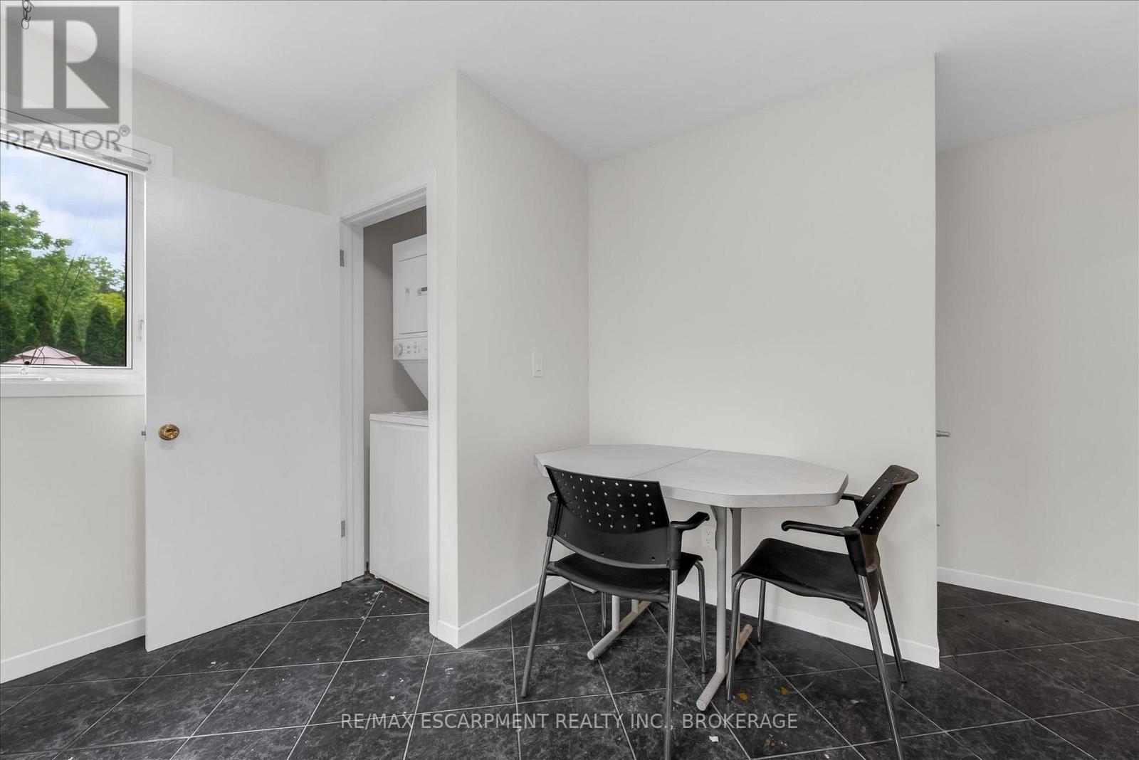 1 - 18 Bonavem Drive, St. Catharines, Ontario L2N 1X8 - Photo 9 - X13466360