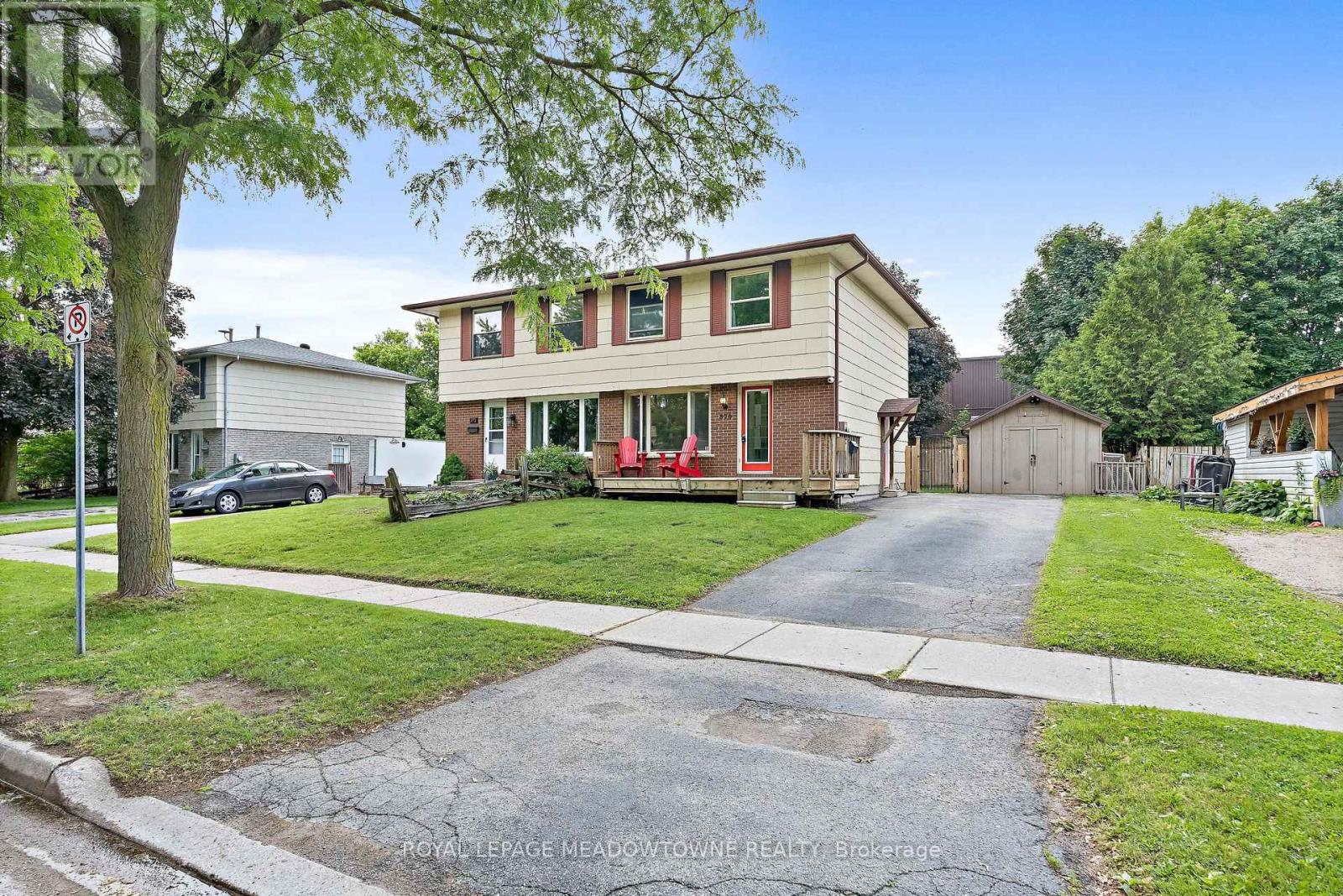370 ARGYLL STREET, Centre Wellington, Ontario