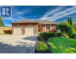 11 CECIL KENNEDY Court, Petersburg, Ontario