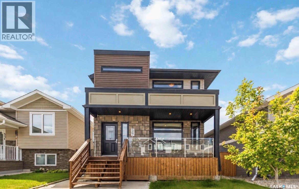 527 Kloppenburg Crescent, Saskatoon, Saskatchewan  S7W 0P1 - Photo 1 - SK040043