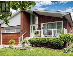 6 KELVINWAY DRIVE, Toronto, Ontario