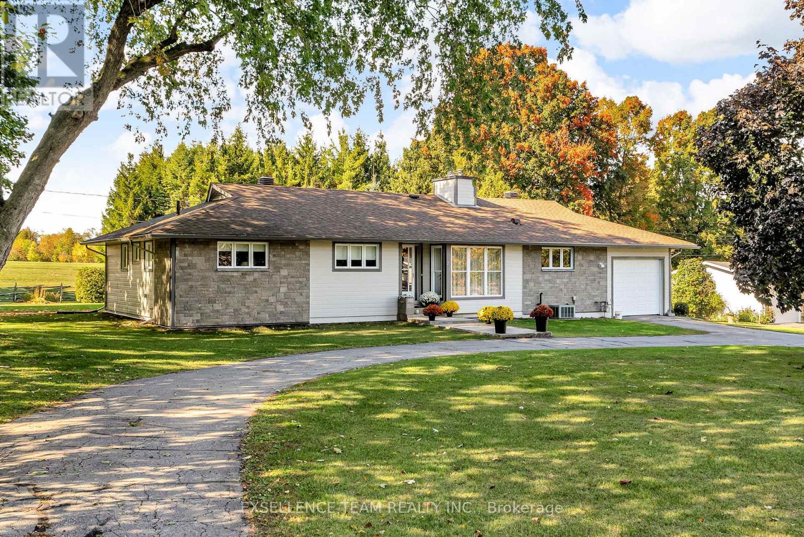 7 Hillview Circle, Champlain, Ontario  K0B 1R0 - Photo 2 - X13466270