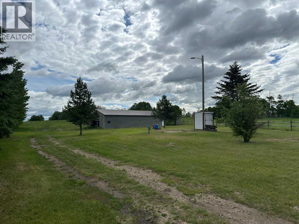 39315-2 Range Road 232.5, Alix, Alberta  T0C 0B0 - Photo 1 - A2322273