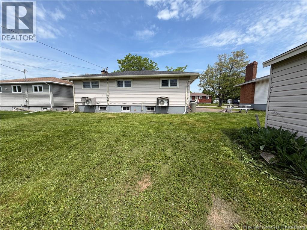 20 Danforth Street, Moncton, New Brunswick  E1C 3X7 - Photo 22 - NB141478