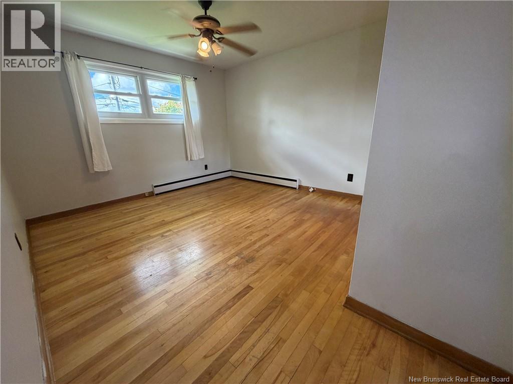 20 Danforth Street, Moncton, New Brunswick  E1C 3X7 - Photo 11 - NB141478