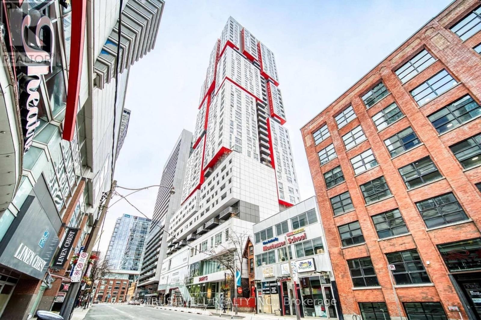 1810 - 318 RICHMOND STREET W, Toronto, Ontario