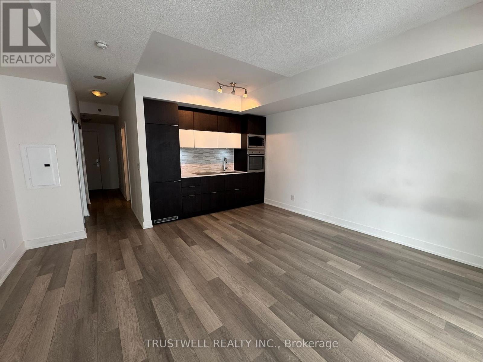 1810 - 318 Richmond Street W, Toronto, Ontario  M5V 0B4 - Photo 2 - C13466336