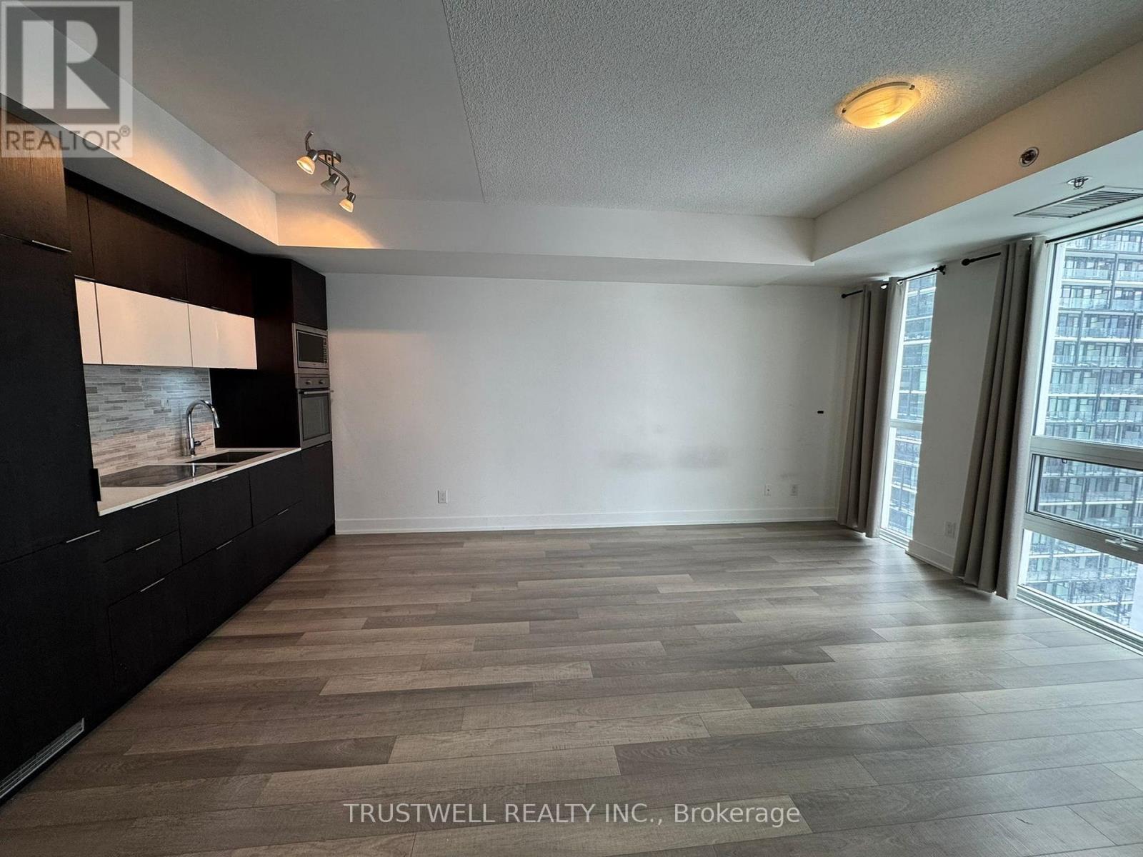 1810 - 318 Richmond Street W, Toronto, Ontario  M5V 0B4 - Photo 3 - C13466336