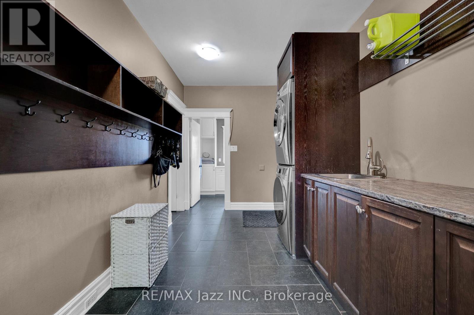 1674 Hooton Drive, Cavan Monaghan, Ontario  L0A 1C0 - Photo 12 - X13466298