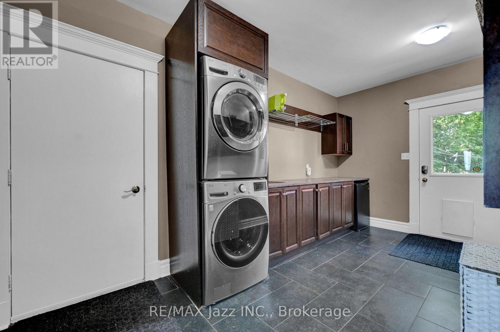 1674 Hooton Drive, Cavan Monaghan, Ontario  L0A 1C0 - Photo 11 - X13466298