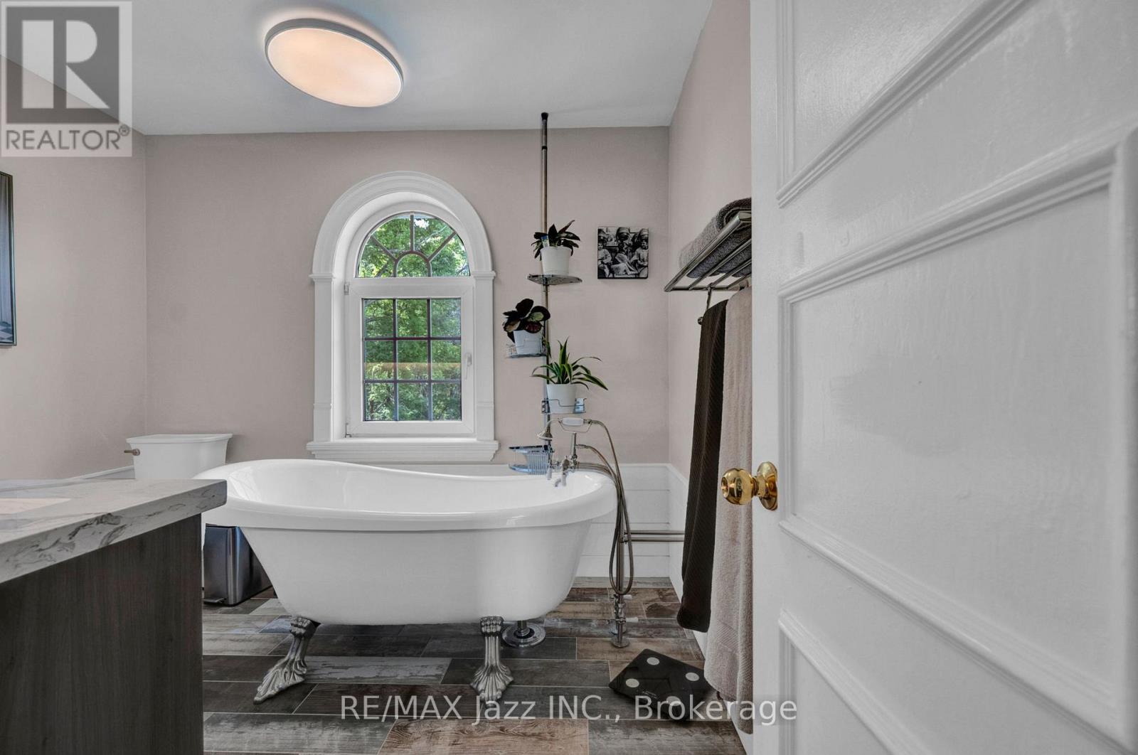 1674 Hooton Drive, Cavan Monaghan, Ontario  L0A 1C0 - Photo 19 - X13466298