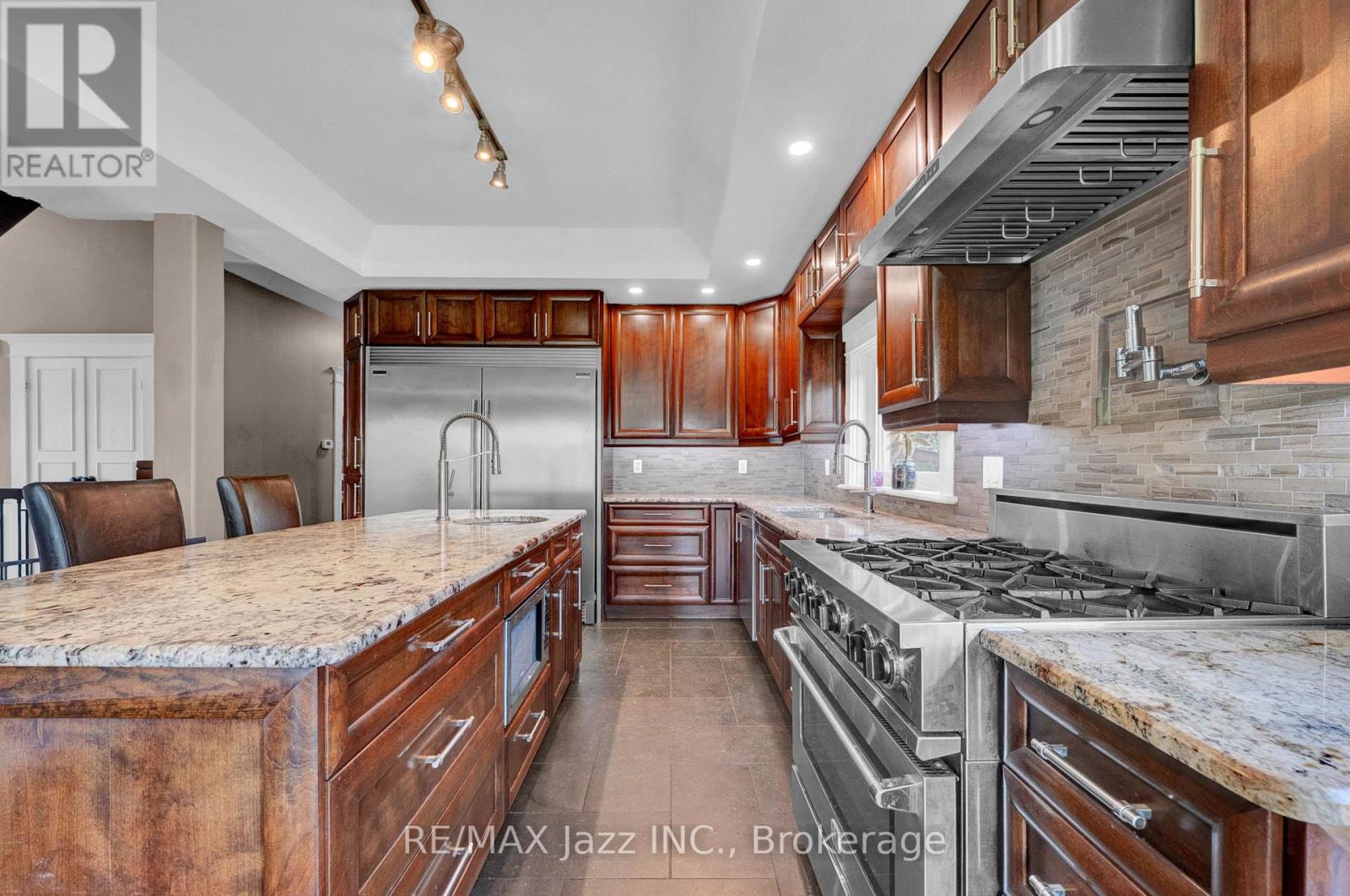 1674 Hooton Drive, Cavan Monaghan, Ontario  L0A 1C0 - Photo 6 - X13466298