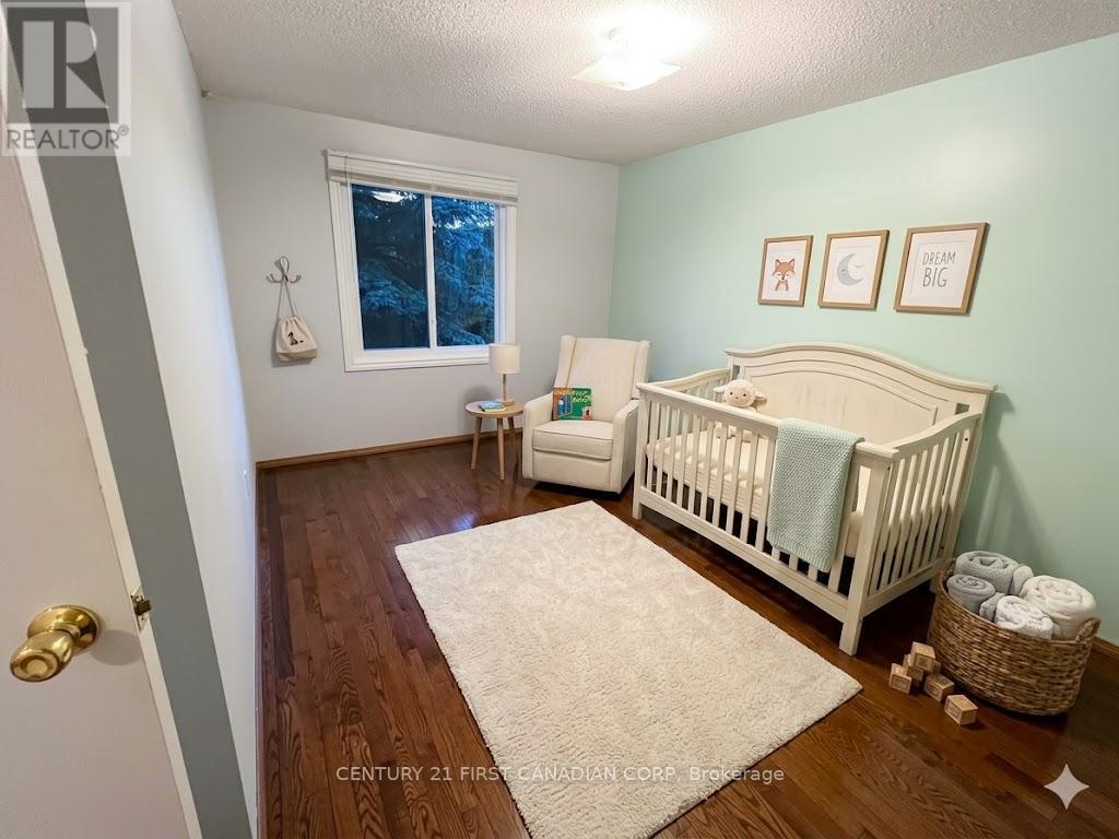 1470 Aldersbrook Road, London North, Ontario  N6G 3V7 - Photo 3 - X13466460