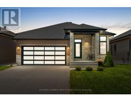 108 SCORPIO MEWS, Ottawa, Ontario