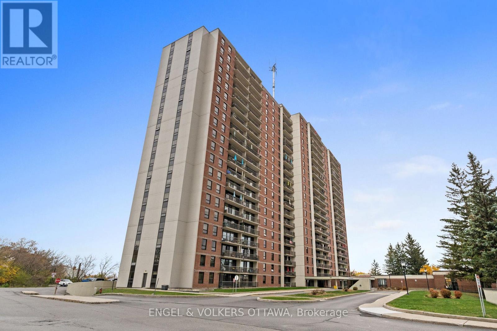 301 - 665 BATHGATE DRIVE, Ottawa, Ontario