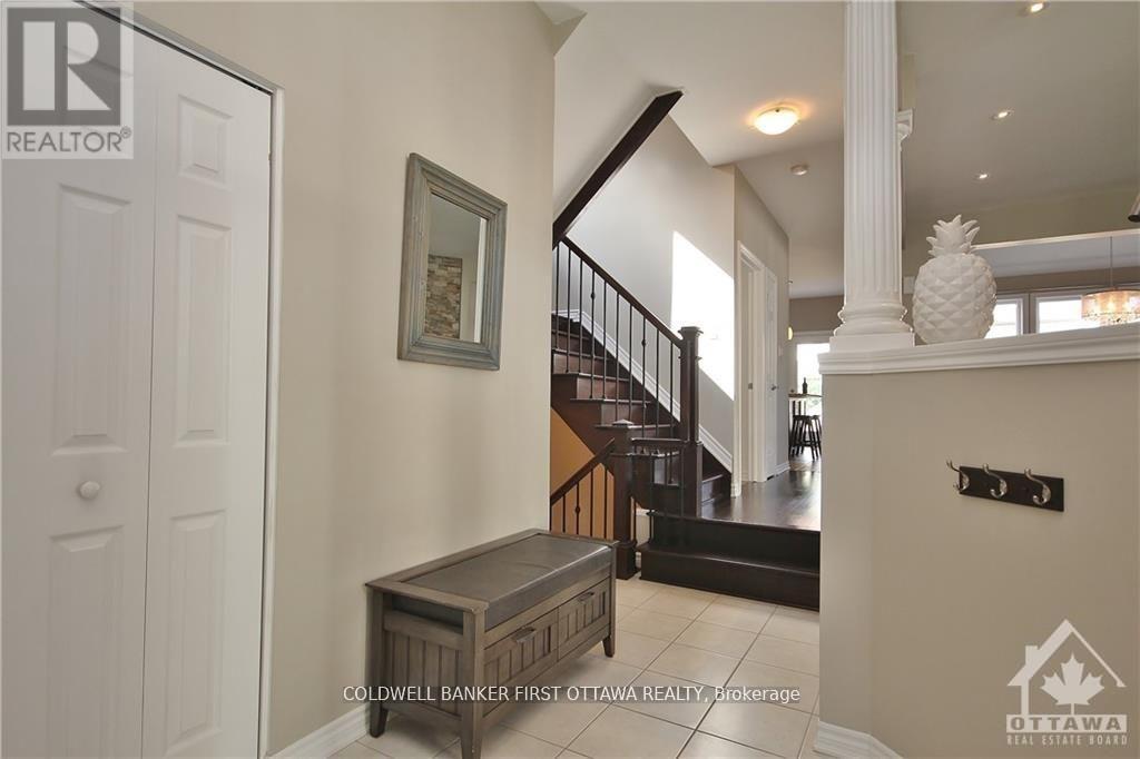505 Bretby Crescent, Ottawa, Ontario K2J 5P8 - Photo 2 - X13466516