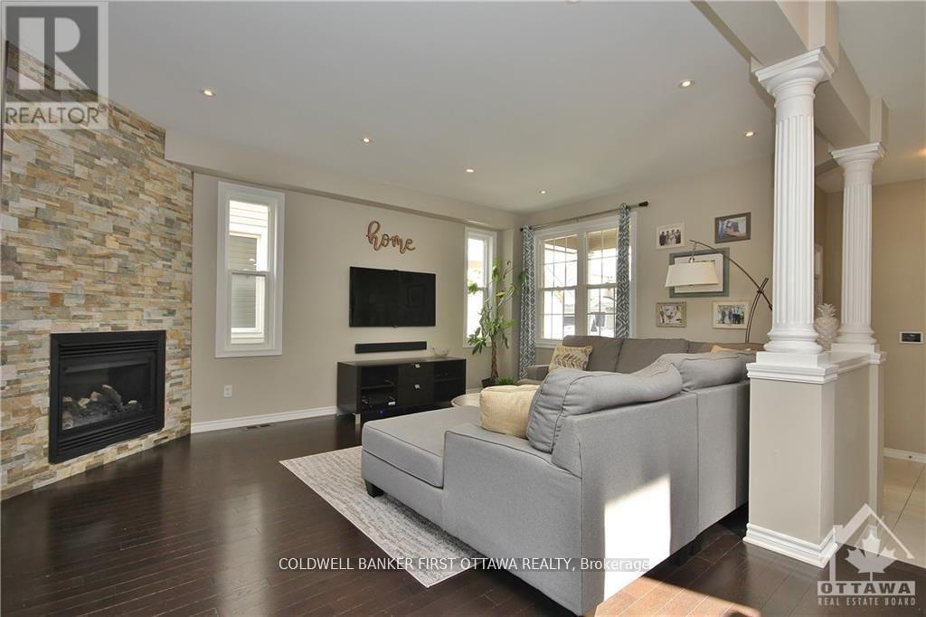 505 Bretby Crescent, Ottawa, Ontario K2J 5P8 - Photo 3 - X13466516
