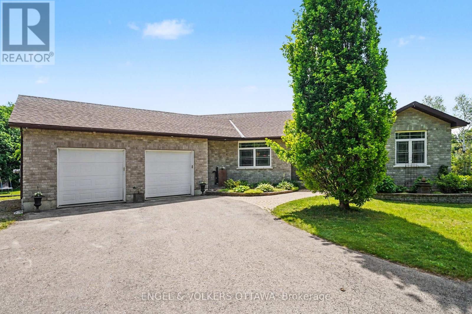 382 CRAIG ROAD, North Grenville, Ontario