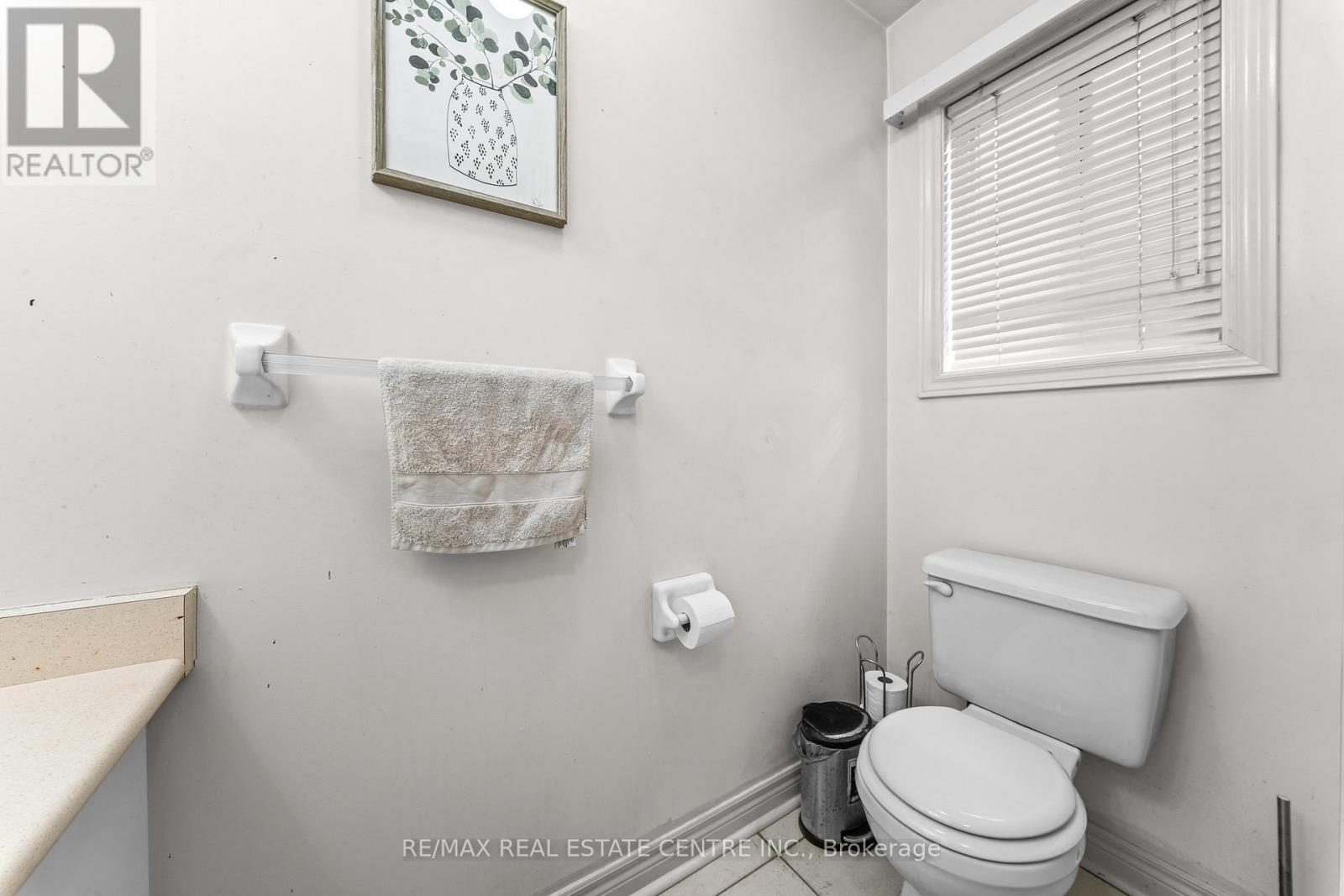 18 Velvet Grass Lane, Brampton, Ontario  L6R 1W6 - Photo 19 - W13466274