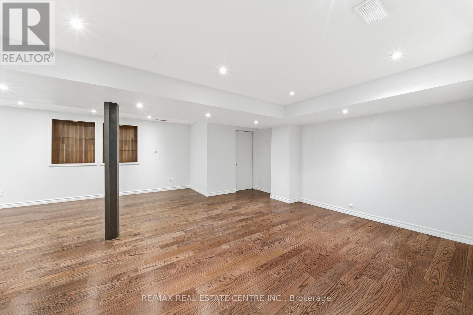 18 Velvet Grass Lane, Brampton, Ontario  L6R 1W6 - Photo 29 - W13466274