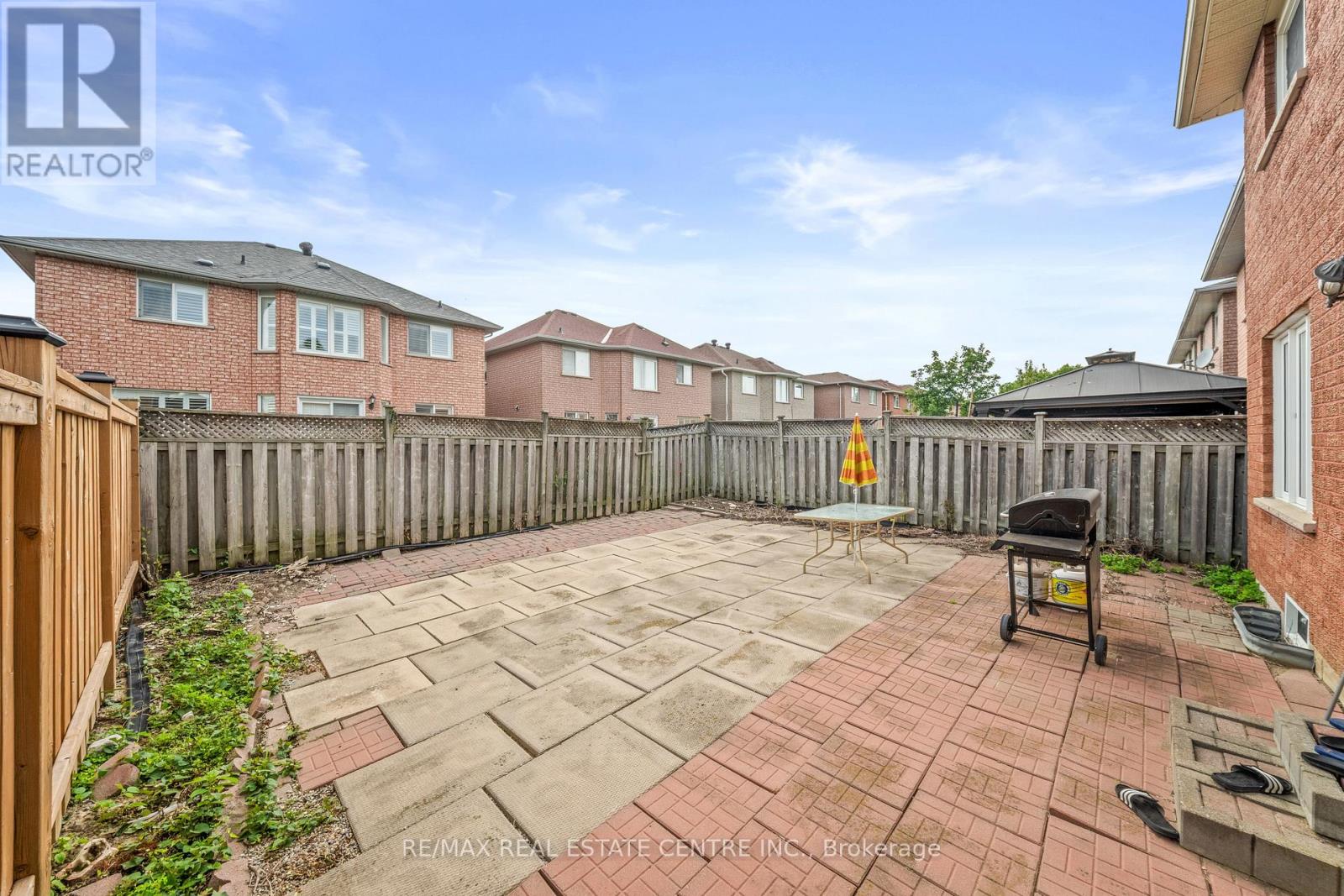 18 Velvet Grass Lane, Brampton, Ontario  L6R 1W6 - Photo 35 - W13466274